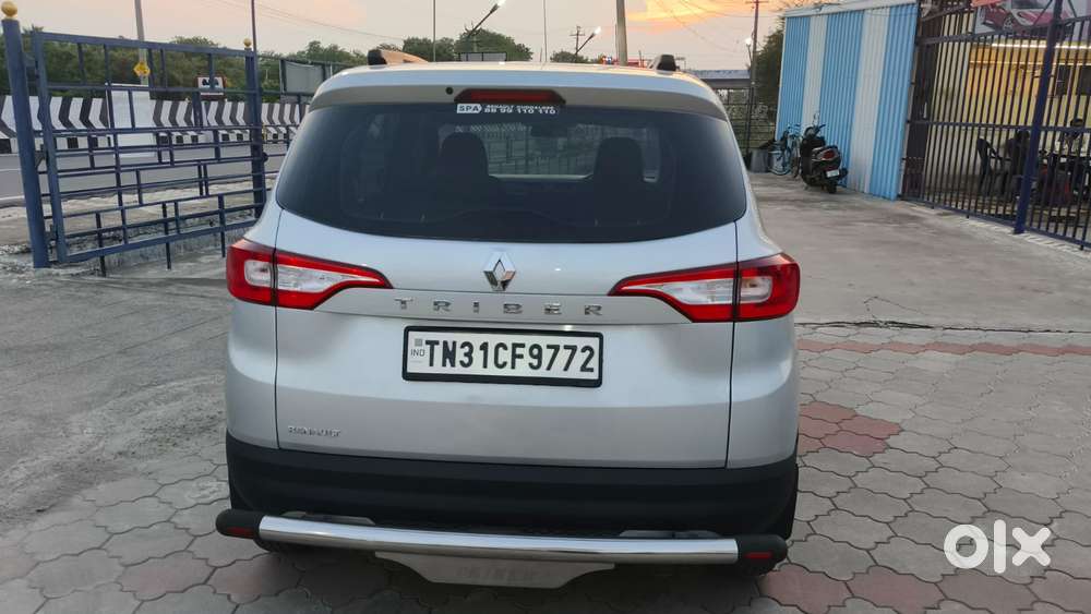 Renault Triber Rxt, 2023, Petrol