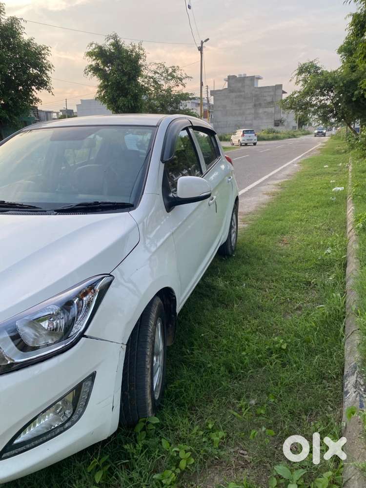 Hyundai I20 Sportz 2014