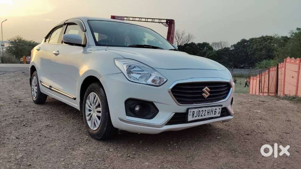 Maruti Suzuki Dzire 1.2 Vxi Amt, 2018, Petrol