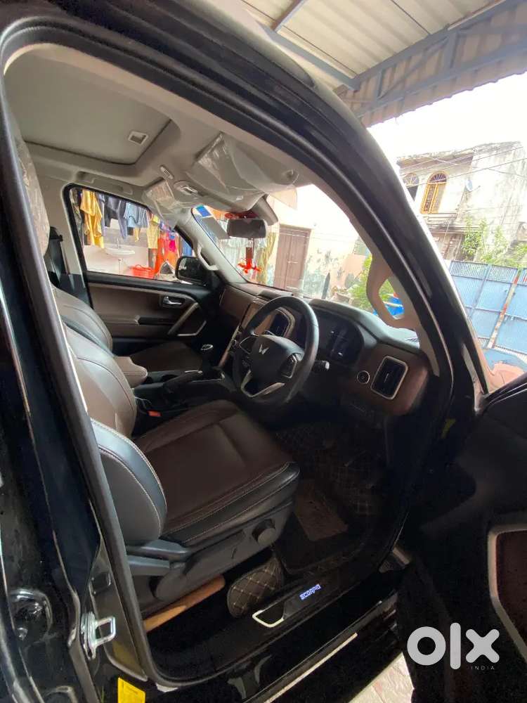 Mahindra Scorpio N 2023 Petrol Well Maintained