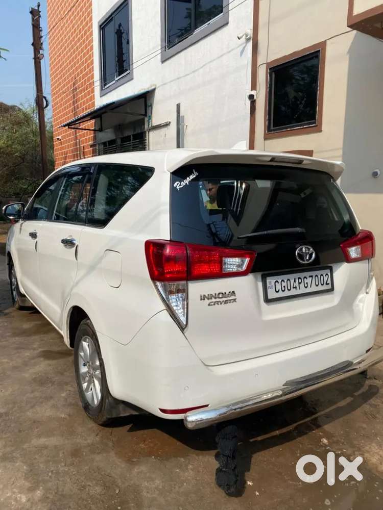 Toyota Innova Crysta 2024