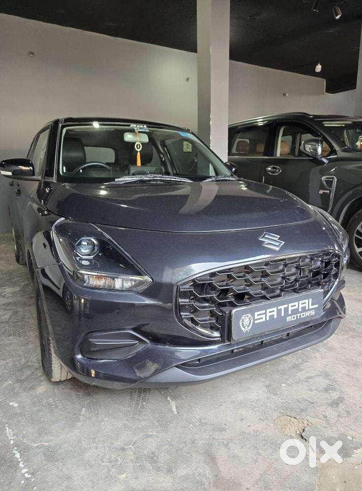 Maruti Suzuki Swift Vxi Optional, 2025, Petrol