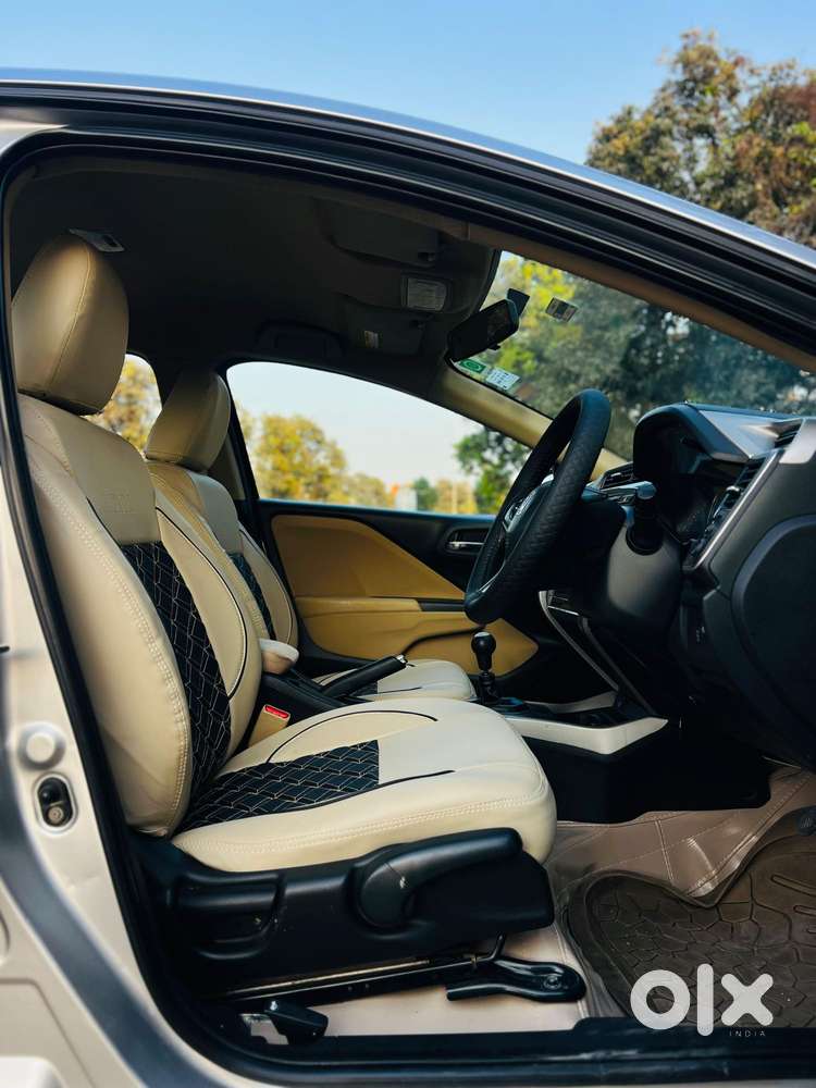 Honda City I-vtec V, 2018, Petrol