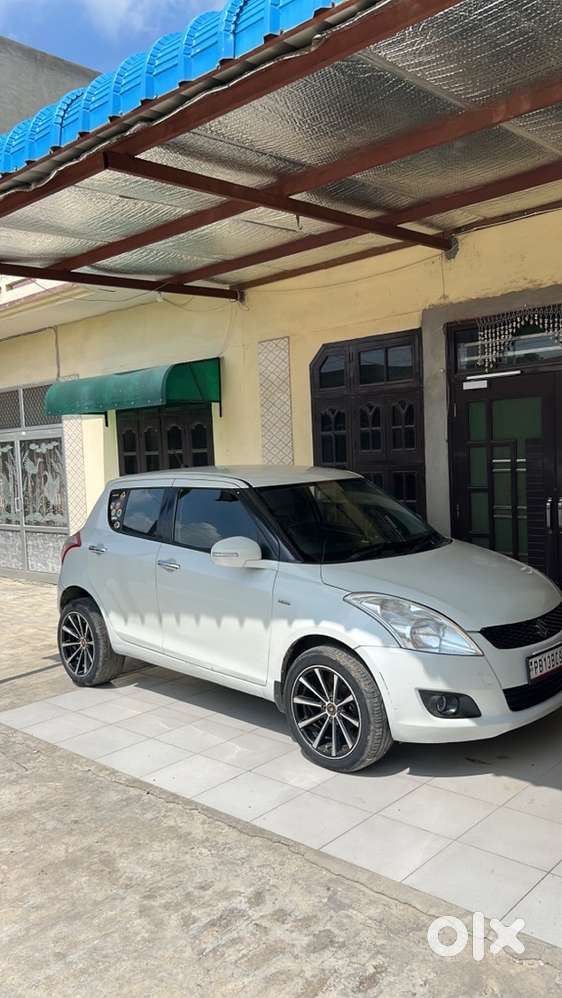 Maruti Suzuki Swift 2012