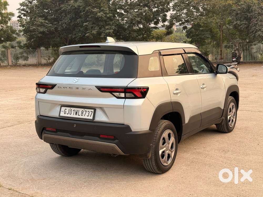 Maruti Suzuki Vitara Brezza 1.5 Vxi, 2023, Cng & Hybrids