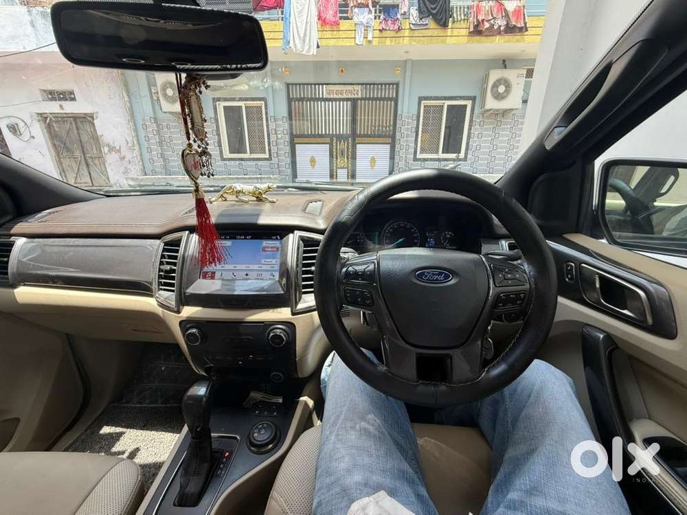 Ford Endeavour 2017