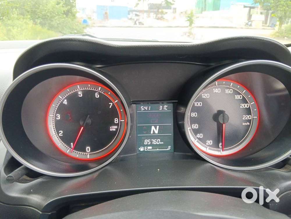 Maruti Suzuki Swift Vvt Vxi, 2021, Petrol