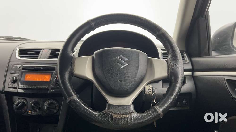 Maruti Suzuki Swift Vvt Vxi, 2016, Petrol