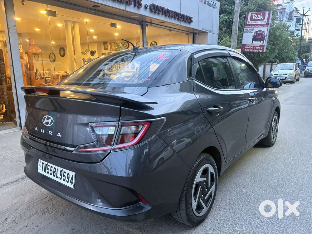 Hyundai Aura Sx (o) Manual, 2023, Petrol