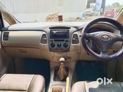 Toyota Innova Diesel 2006 Year
