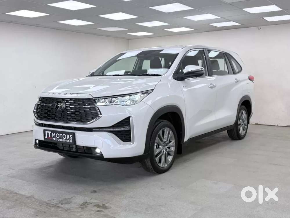 Toyota Innova Hycross 2.0 Zx Hybrid 7 Str, 2025, Petrol
