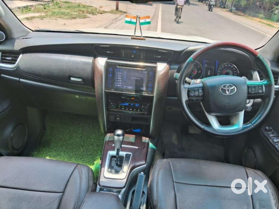 Toyota Fortuner 4x2 At 2.8 Diesel, 2020, Diesel