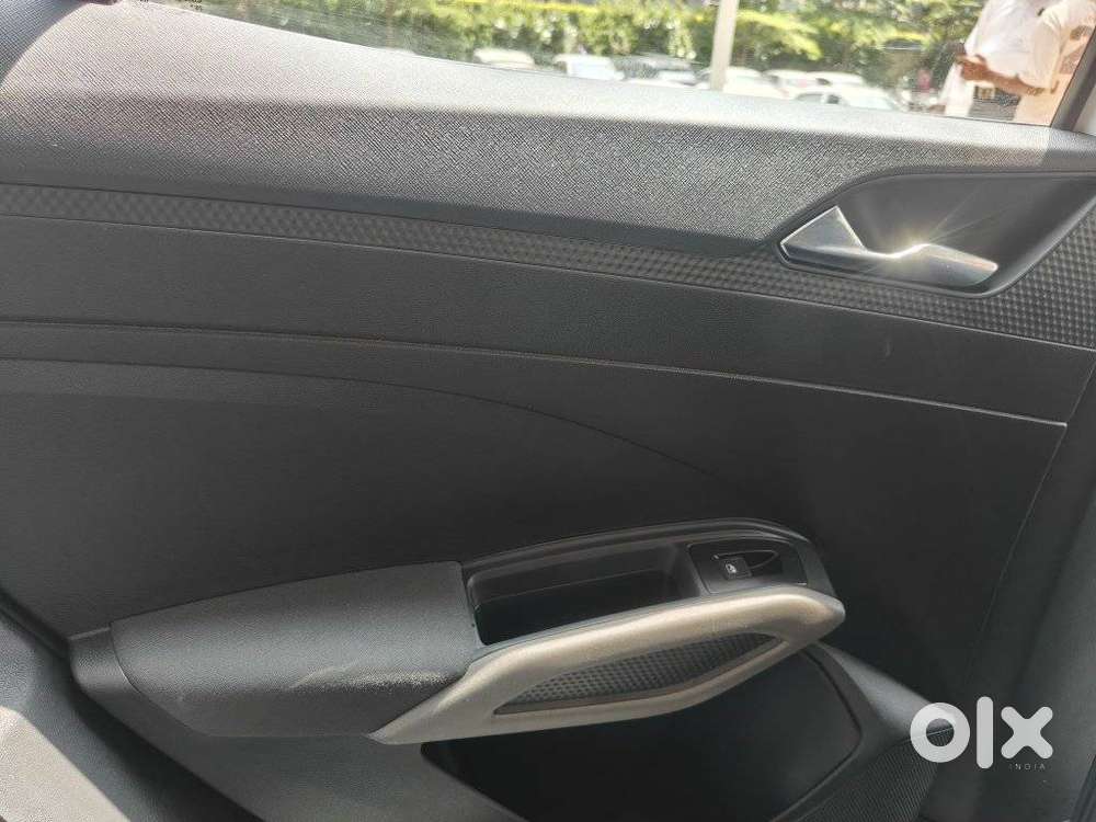 Skoda Kylaq Signature, 2026, Petrol