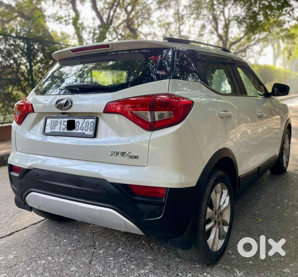 Mahindra Xuv300 W8, 2022, Petrol