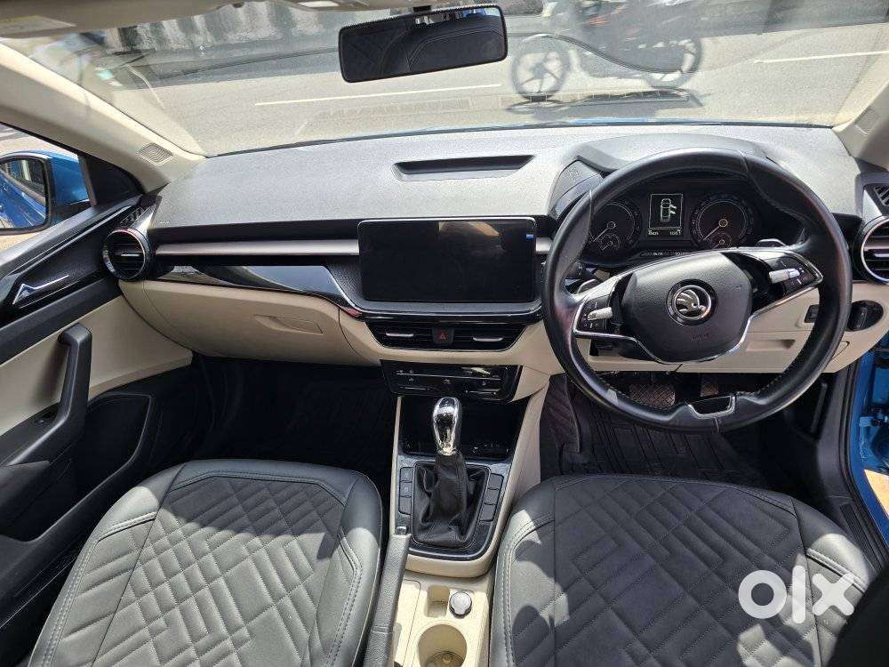 Skoda Slavia Ambition Plus 1.0 Tsi At, 2022, Petrol