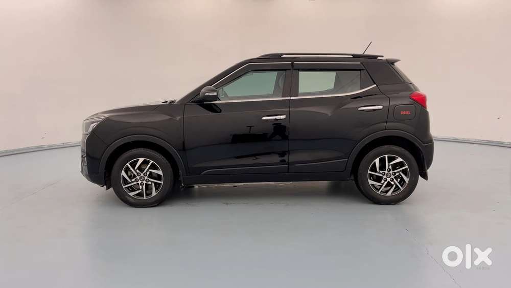 Mahindra Xuv300 W8 Option Diesel, 2023, Diesel