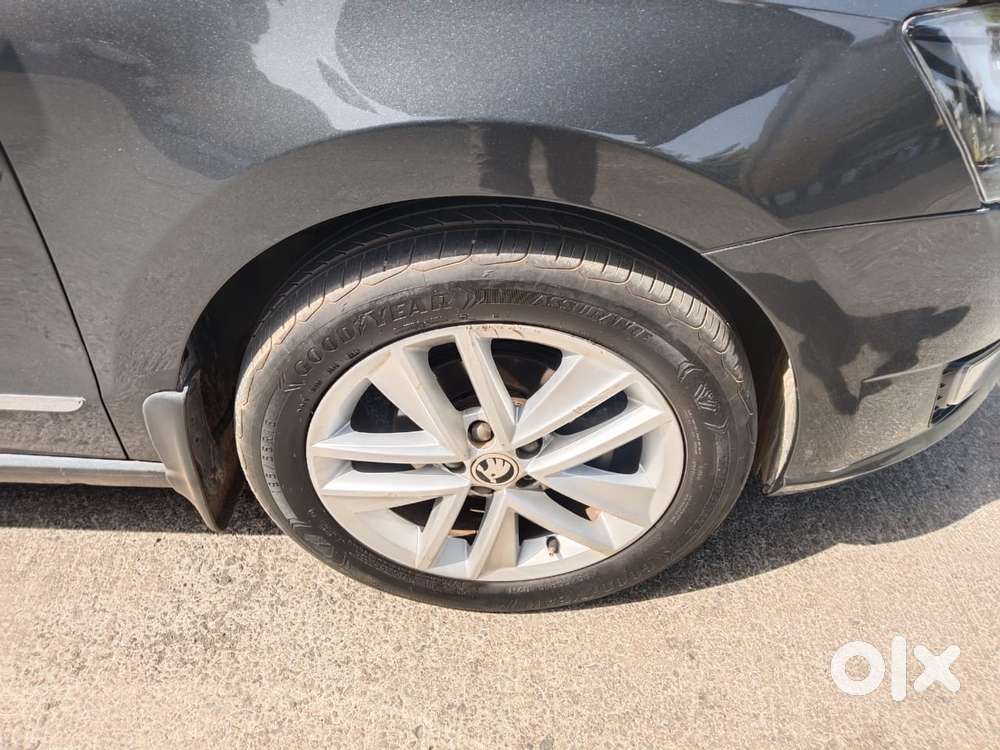 Skoda Rapid 1.6 Mpi At Style, 2019, Petrol