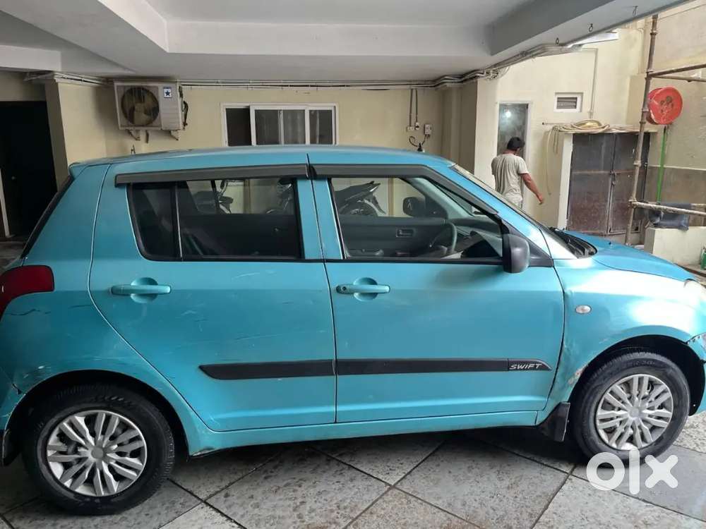 Maruti Suzuki Swift 2007 Petrol 89000 Km Driven