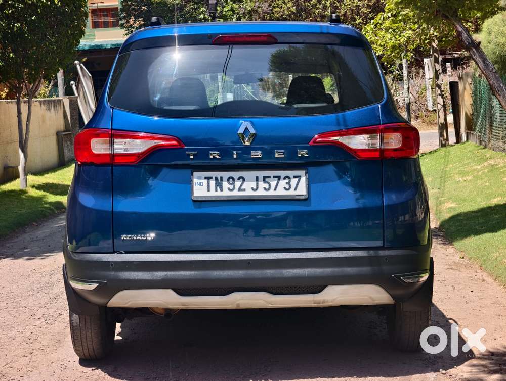 Renault Triber Rxt, 2023, Petrol