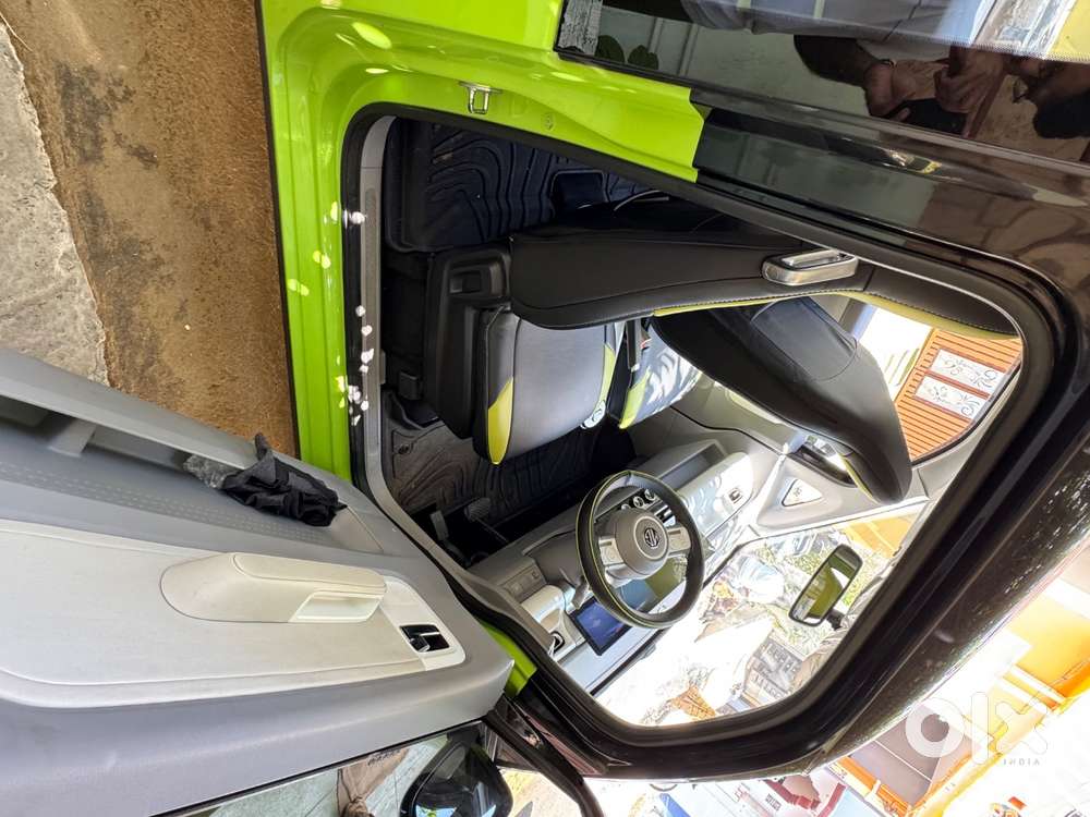 Mg Comet Ev Plush 2023