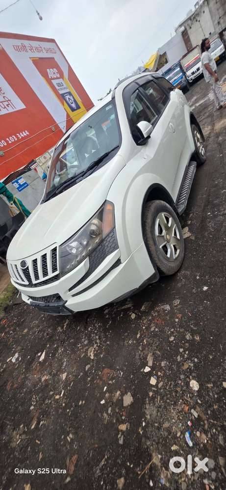 Mahindra Xuv500 W6 At, 2015