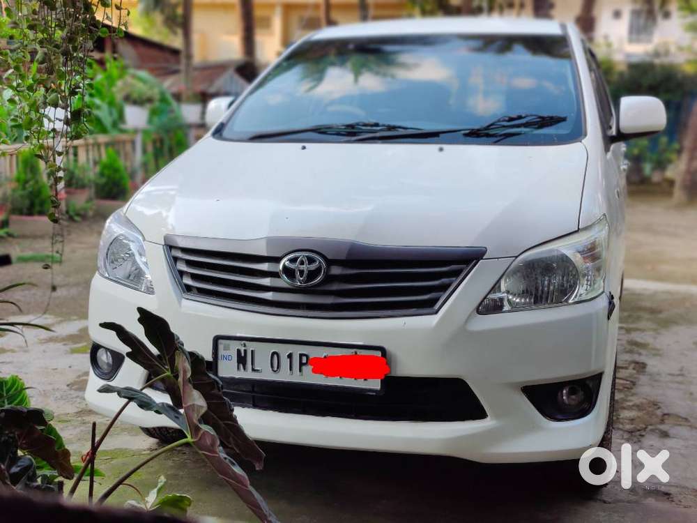 Toyota Innova 2013