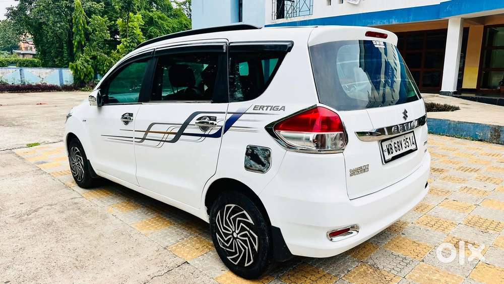 Maruti Suzuki Ertiga Vxi Shvs, 2017, Petrol
