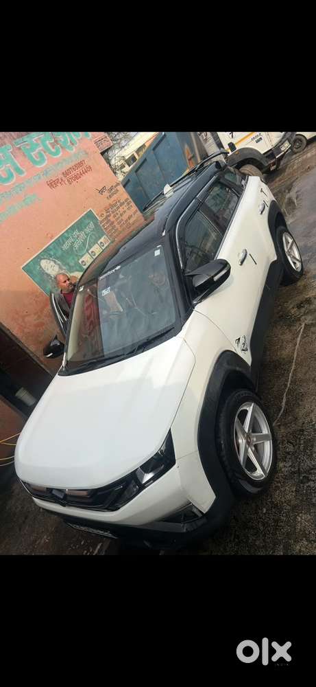 Maruti Suzuki Brezza Lxi 2024
