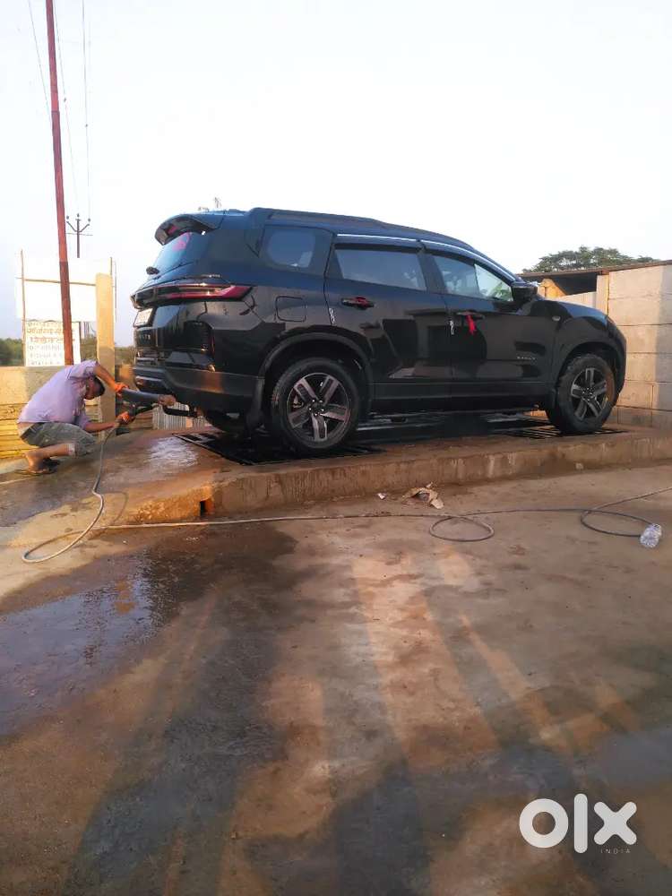 Tata Safari 2.0 Xz 2025