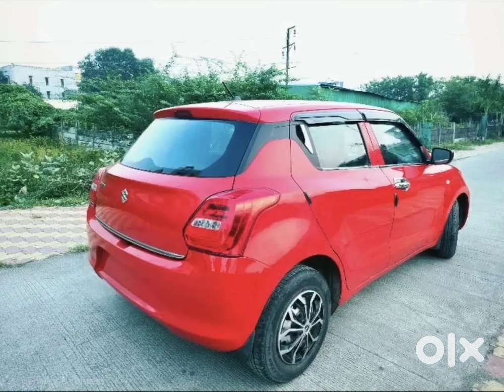 Maruti Suzuki Swift Lxi Optional-o, 2018, Petrol