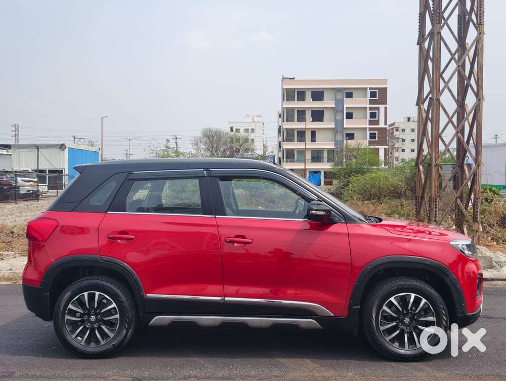 Maruti Suzuki Brezza 1.5 Zxi Plus Smart Hybrid Dual Tone, 2021, Petr..