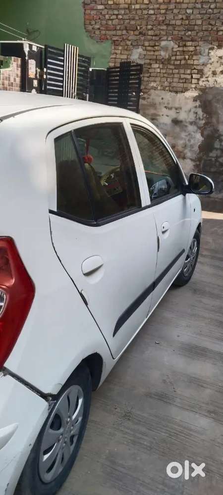 Hyundai I10 2011 Model Petrol And Lpg In Good Condition