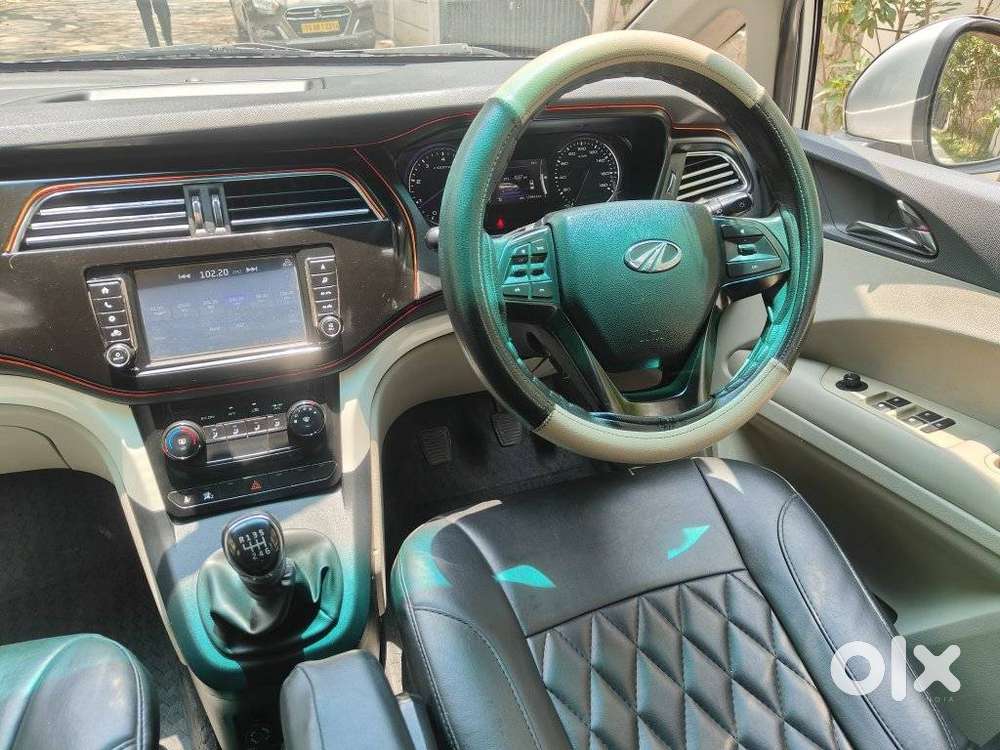 Mahindra Marazzo M6 8str, 2018, Diesel