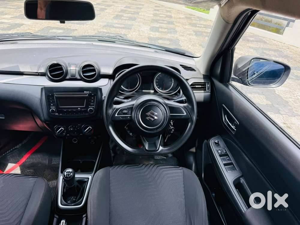 Maruti Suzuki Swift Vxi Optional, 2020, Petrol