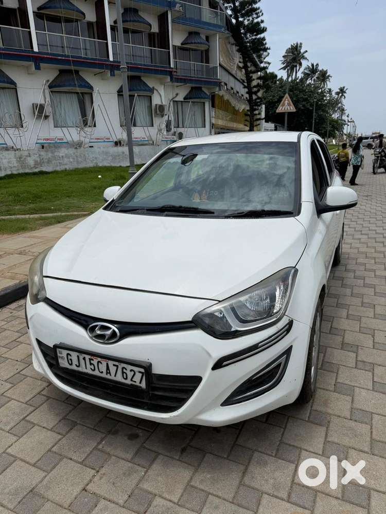 Hyundai I20 Magna Petrol 2012