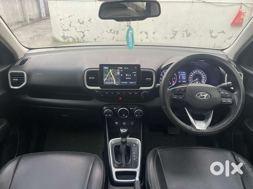 Hyundai Venue Sx+ At, 2019, Petrol