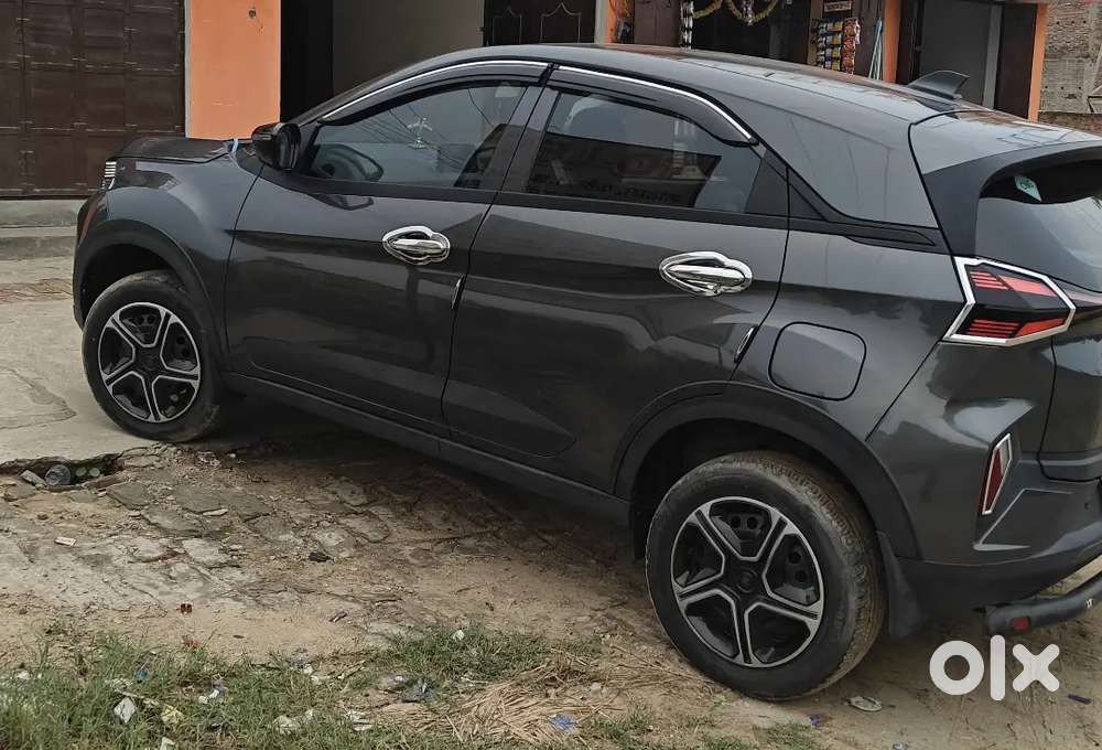 Tata Nexon Smart Plus Cng 2025