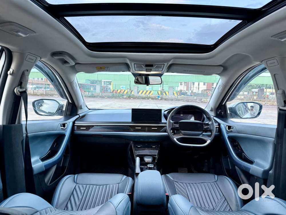 Tata Curvv Creative Plus S 1.2 Revotron Petrol 7dca, 2025, Petrol
