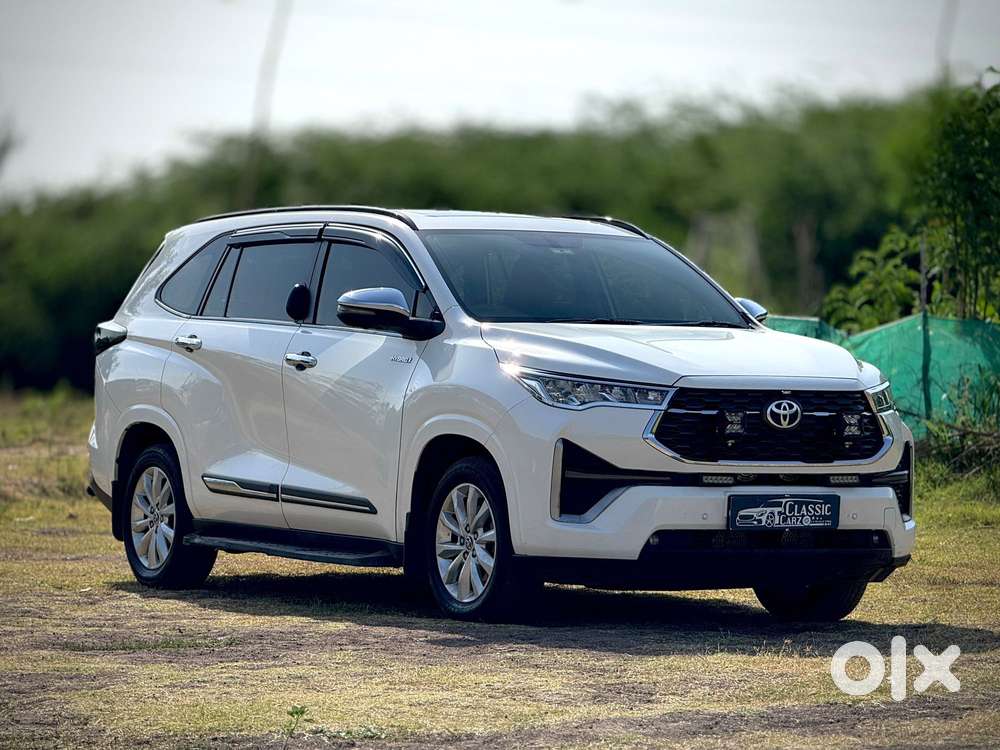 Toyota Innova Hycross 2.0 Vx Hybrid 8 Str, 2024, Petrol