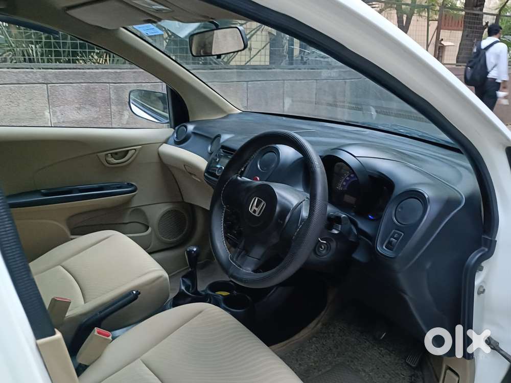 Honda Mobilio 1.5 S I-vtec Mt, 2015, Petrol