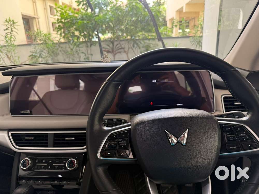 Mahindra Xuv700 Petrol 2022