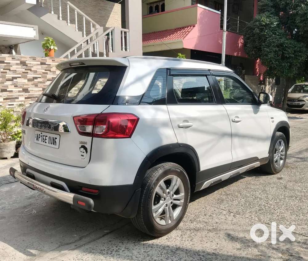 Maruti Suzuki Brezza Zdi 2017