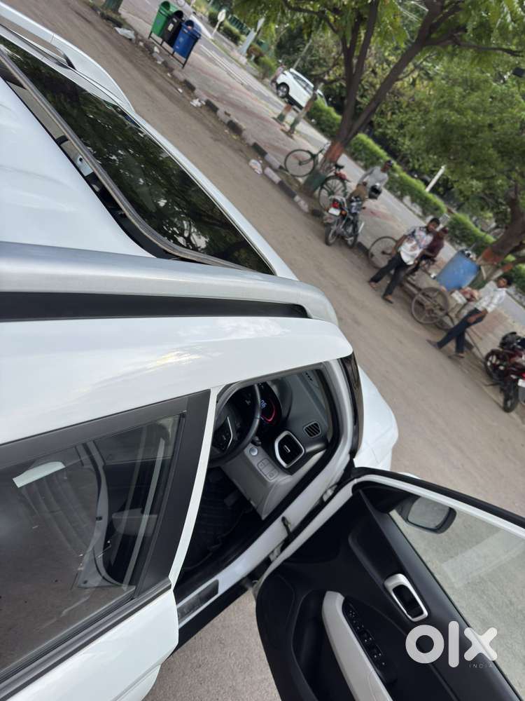 Hyundai Venue Sx 1.2 Mt Knight Edition, 2022, Petrol