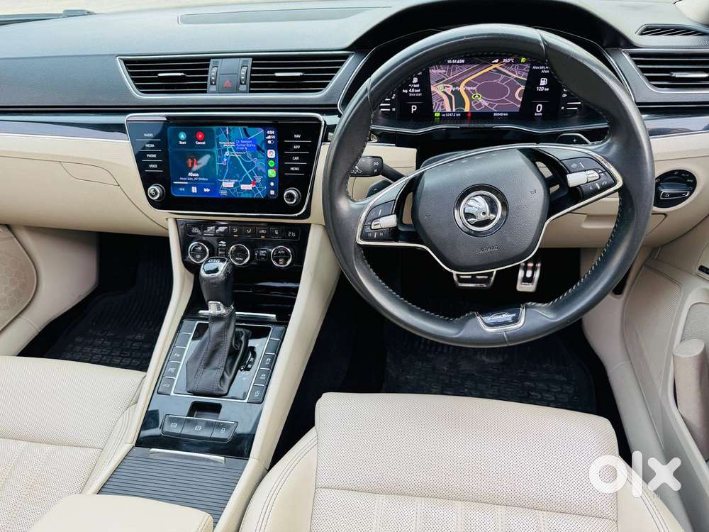 Skoda Superb 2.0 L&k Tsi At, 2022, Petrol