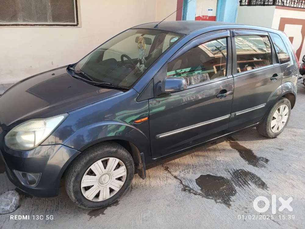 Ford Figo Petrol 2012