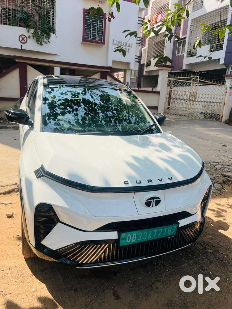 Tata Curvv Ev 2025 Electric 15000 Km Driven