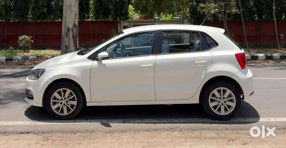 Volkswagen Polo 2015 Diesel (highline) Excellent Condition