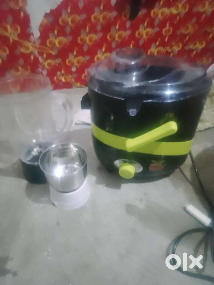 Juicer mixer grinder Pragati