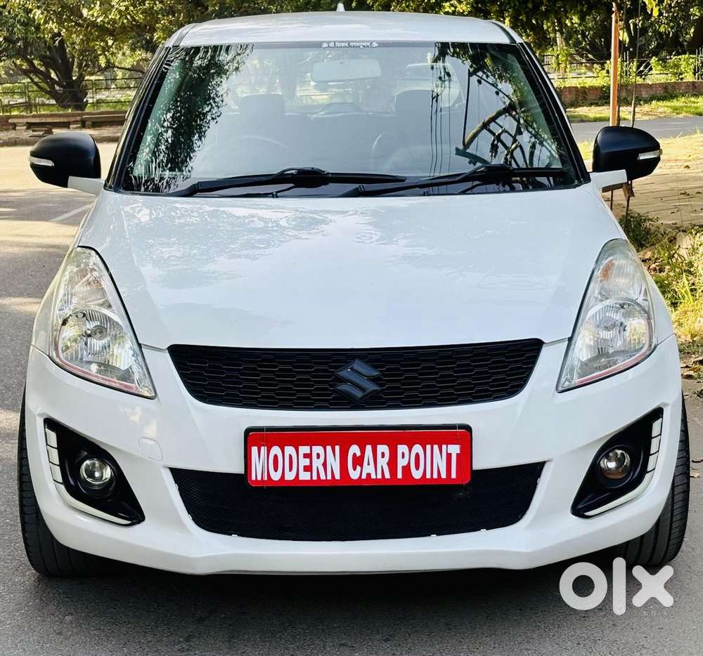 Maruti Suzuki Swift 1.2 Vxi Glory Edition, 2016, Petrol