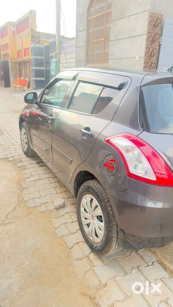 Maruti Suzuki Swift 2017 Petrol Manual